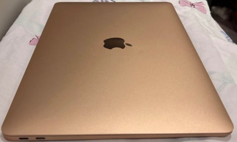 macbook-air-13-2019-in-the-stunning-rose-gold-big-1