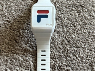 vintage-fila-casual-watch-38-105-007