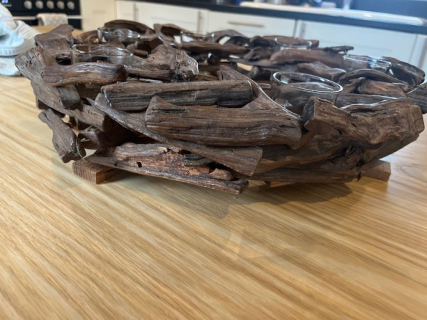 large-wreath-with-6-candle-holders-big-1