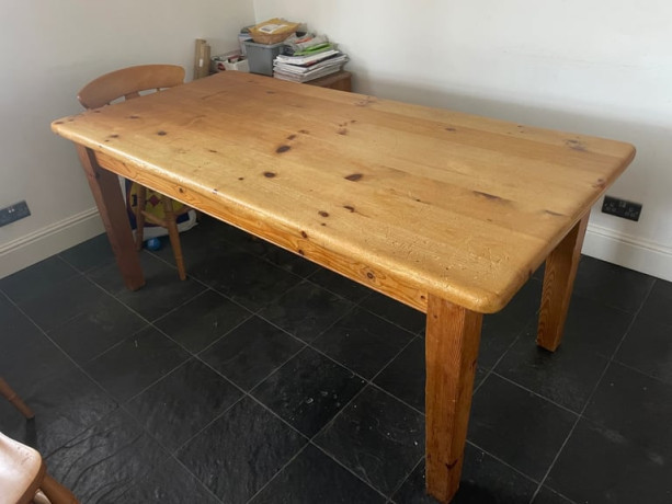 extendable-dining-table-and-chairs-big-2