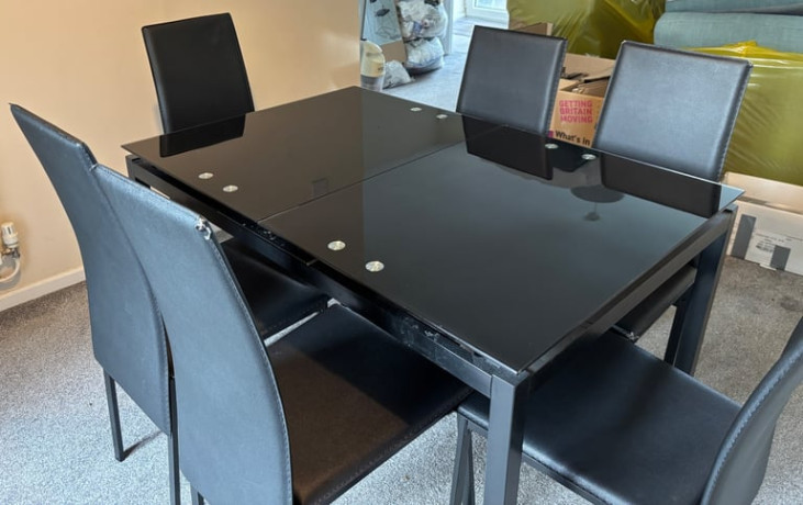 extending-glass-dining-table-6-chairs-big-0