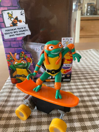 ninja-turtle-character-toy-big-1