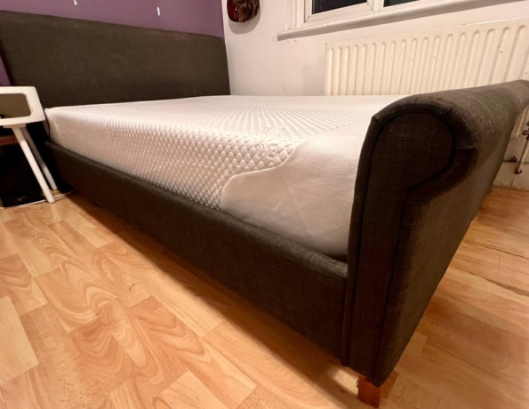 tempur-cloud-mattress-and-bed-big-0