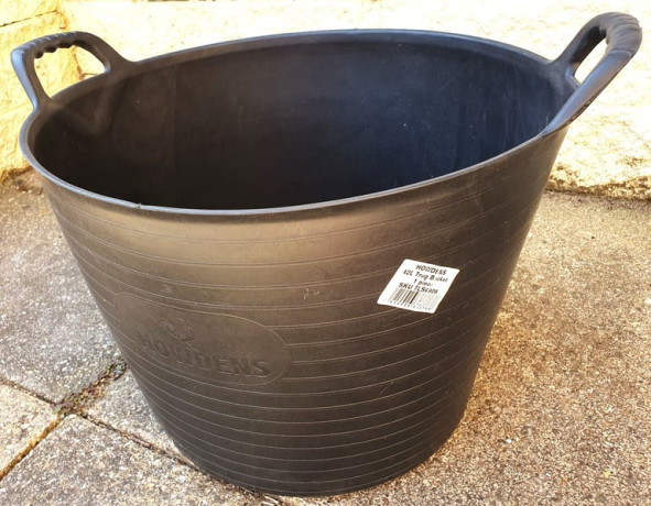 howdens-large-planter-bucket-42lt-brand-new-big-0