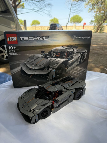 lego-techtonic-ford-gt-car-set-big-2