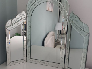 dressing-table-mirror