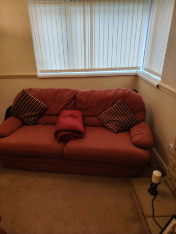 sofa-and-2-arm-chairs-big-0