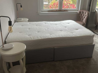 double-divan-base-with-double-spring-mattress