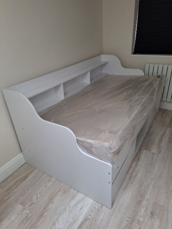 white-single-wooden-bed-with-bookcase-shelves-big-3