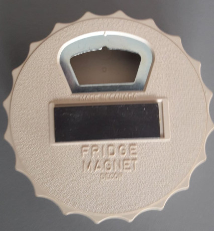 keyring-and-bottle-opener-magnet-toronto-brand-new-chunky-brown-golden-metallic-post-or-collect-big-3