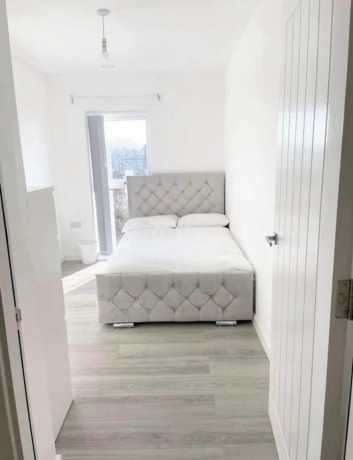 double-bed-with-mattress-big-0