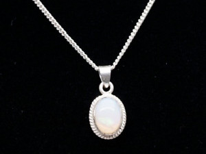 ae-sterling-silver-quartz-pendant-silver-on-a-fine-curb-chain-18-inches