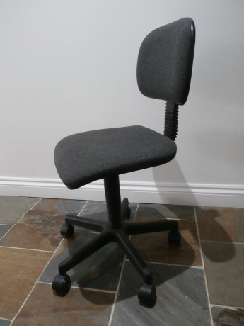 pair-of-matching-parker-knolls-big-3