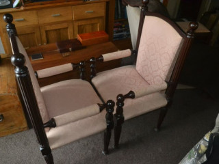 free-carver-dining-chairs-with-footstool