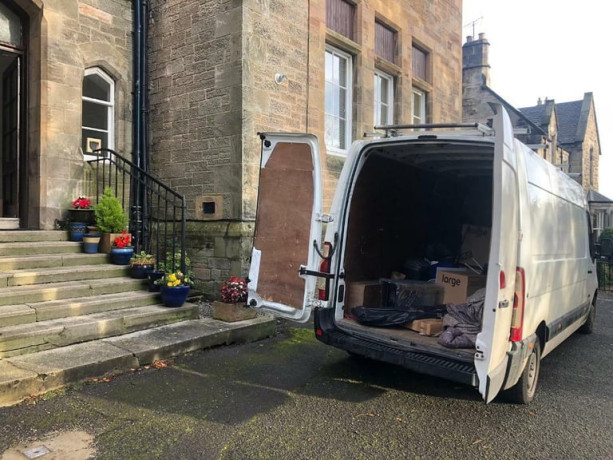 man-and-van-hirecheapremoval-servicesmoving-vanlondon-movershouserubbish-wasteclearance-big-3