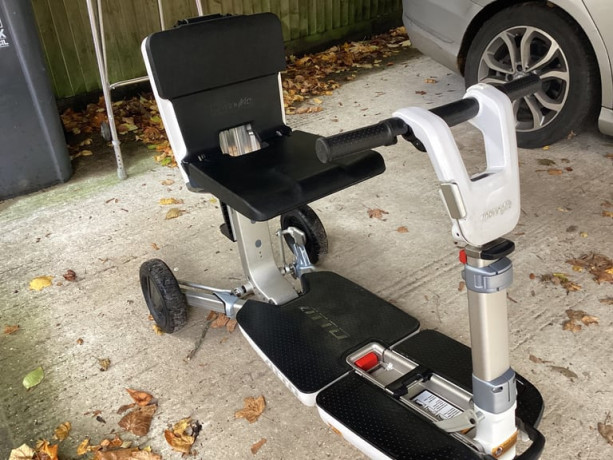 atto-moving-life-mobility-scooter-big-1