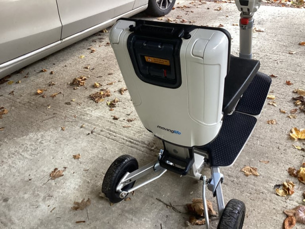 atto-moving-life-mobility-scooter-big-2
