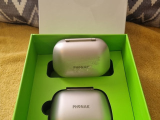 phonak-hearing-aids-with-spare-charger-box-and-extra-hearing-aids
