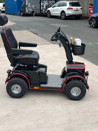 rm-road-beast-electric-mobility-scooter-power-and-style-8-mph-road-scooter-big-2