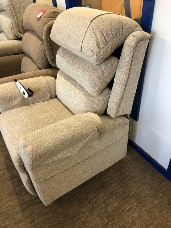 electric-rise-and-recline-chair-big-2