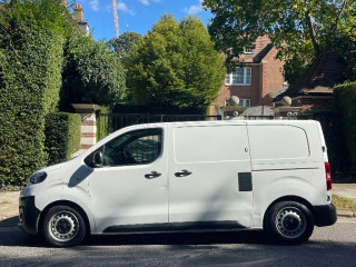 man-vanoffice-moves-waste-rubbishhouse-movesremovalsmoving-company247