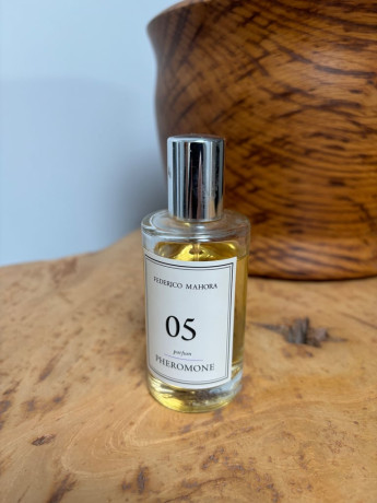 bleu-de-chanel-exclusif-big-2