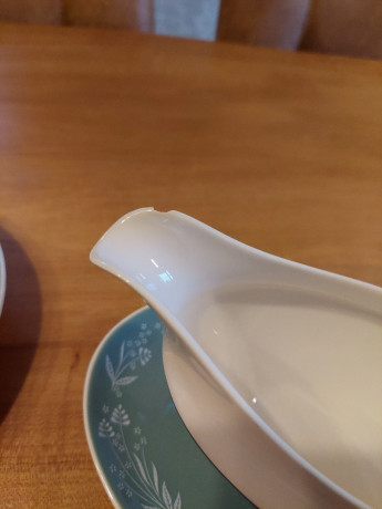 cascade-vintage-crockery-set-offers-considered-big-2