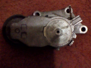 ford-focus-c-max-16-tdci-2006-model-auxiliary-belt-tensioner
