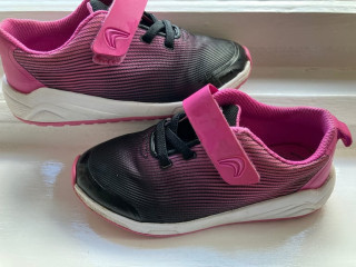 clarks-girls-trainers-size-9-g