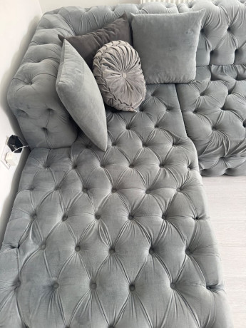 grey-plush-velvet-chesterfield-u-shape-corner-sofa-deep-button-design-big-1