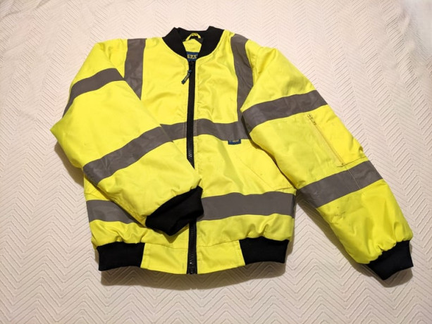 canada-goose-chateau-parka-khaki-big-3