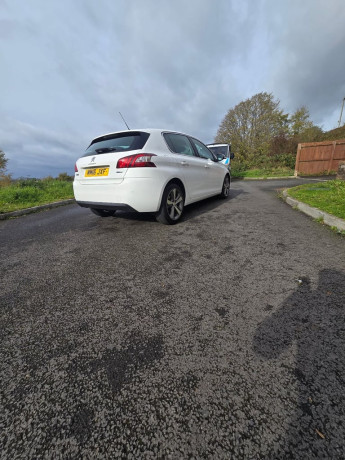 peugeot-308-hatchback-2016-manual-1199-cc-5-doors-big-3