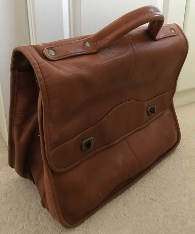 leather-satchel-in-tan-colour-big-1
